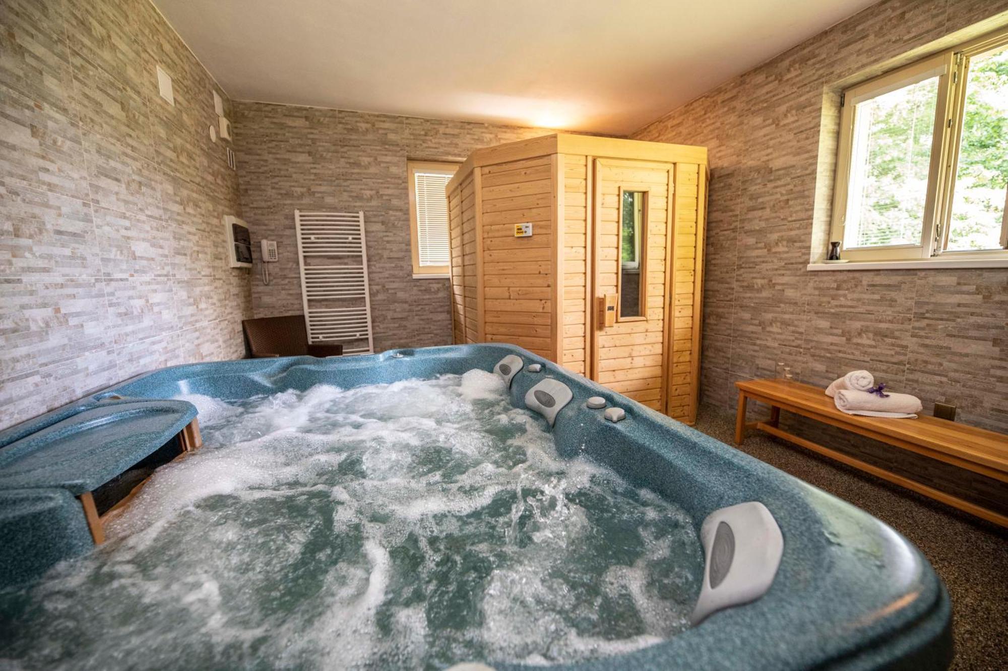 Parkhotel Skalni Mesto Jicin Bagian luar foto